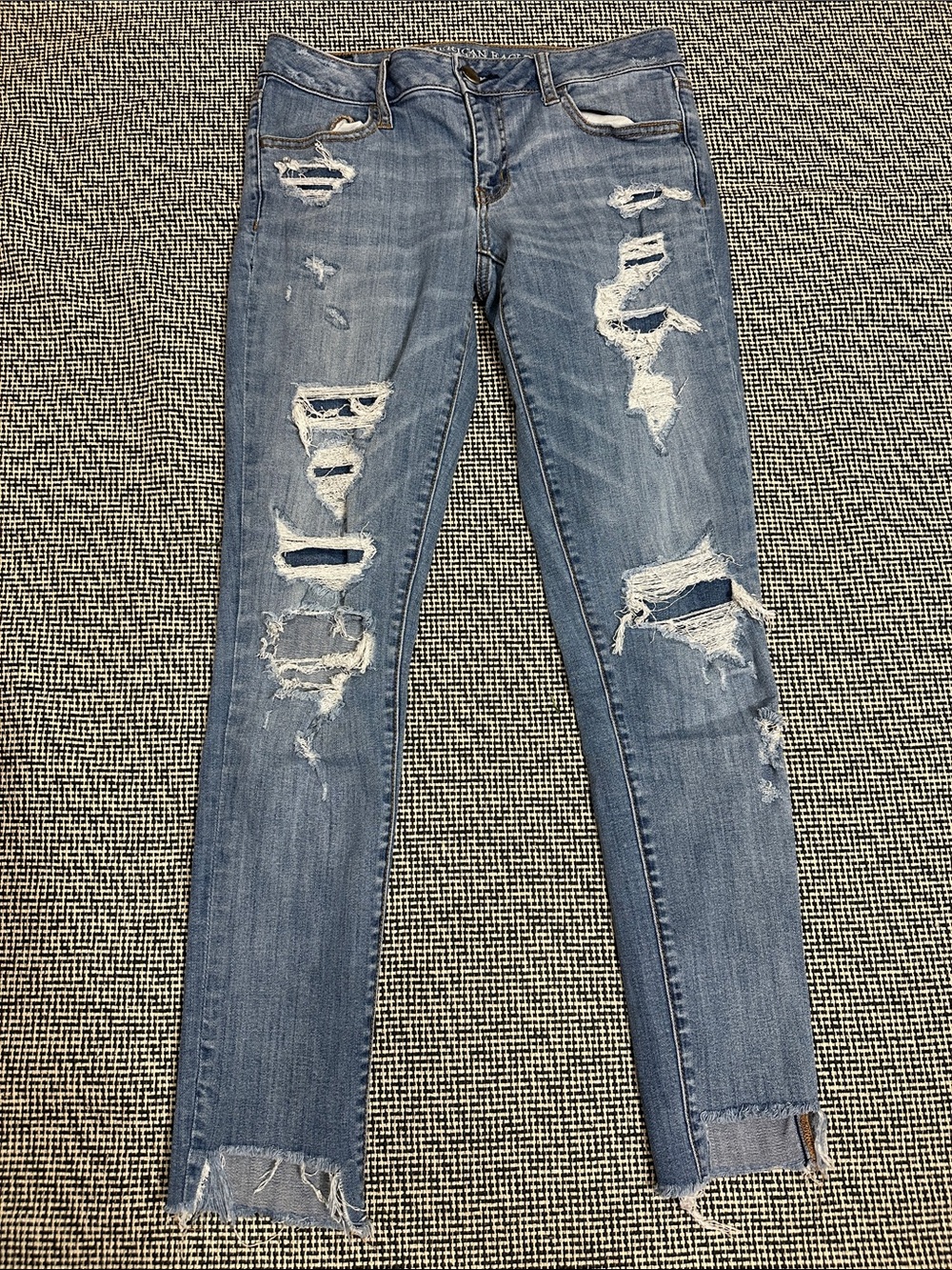 Distressed Light Blue Women’s Skinny Jeans